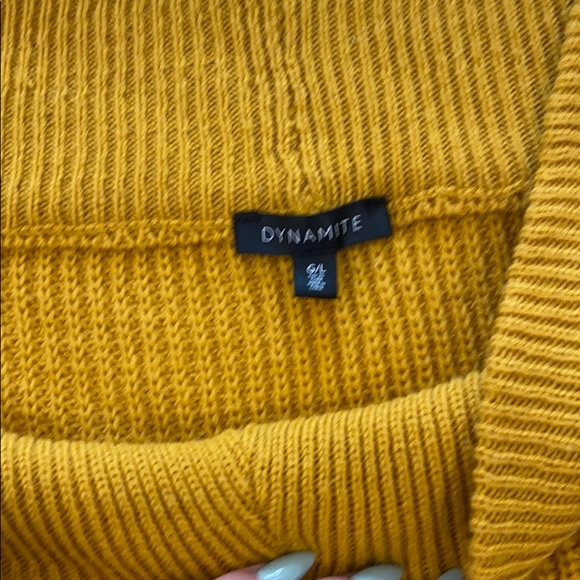 Mustard off the shoulder sweater - Picture 3 of 3